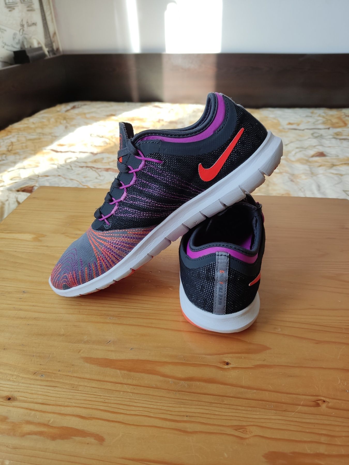 Маратонки Nike Fitsole N:38