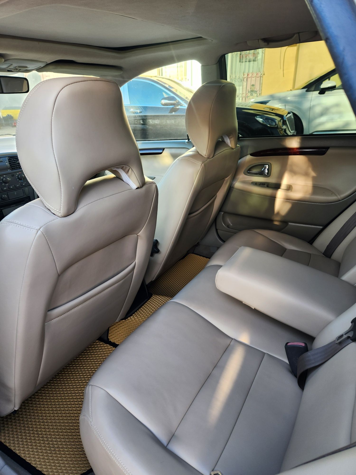 Volvo V40 универсал