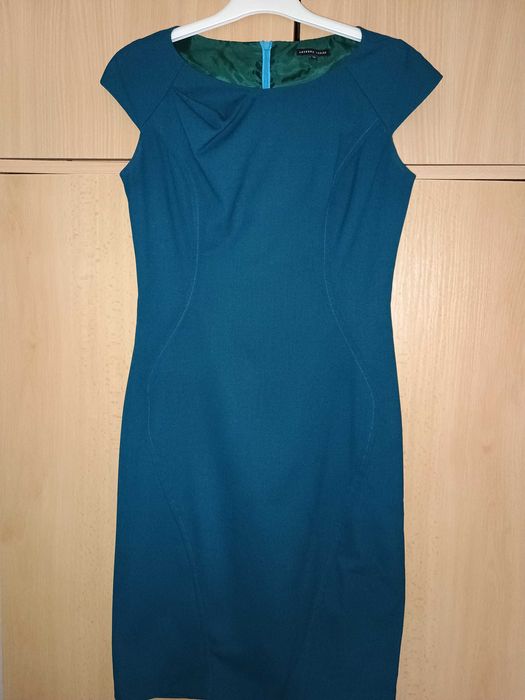 Вталени рокли Andrews Ladies 42