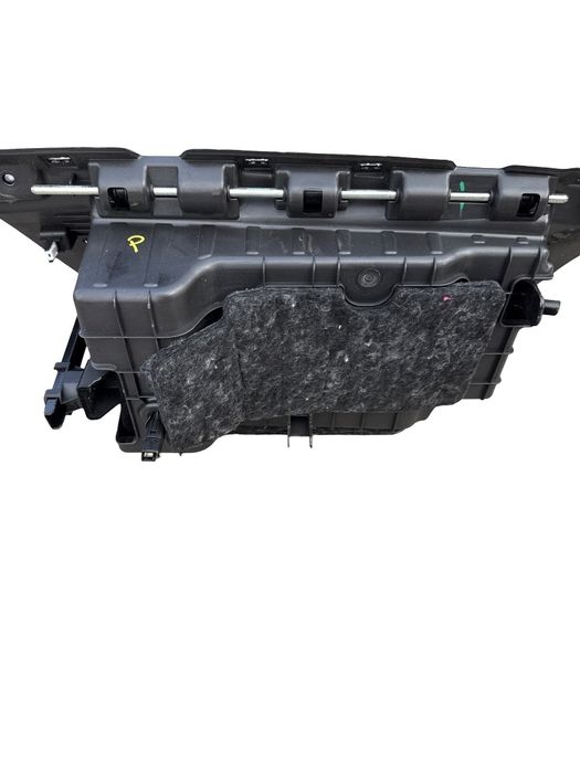 Torpedou AUDI Q5 8R 2012+