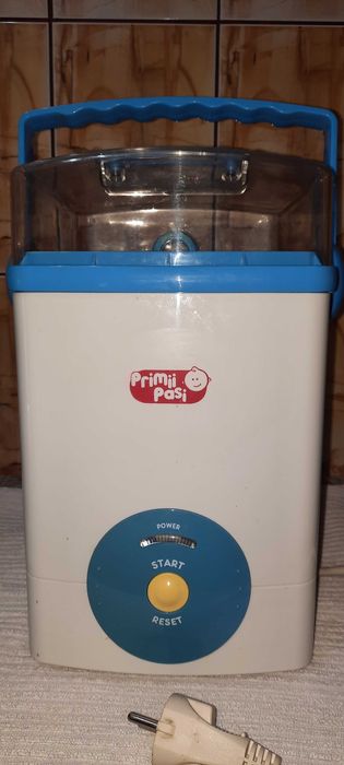 Sterilizator electric cu abur