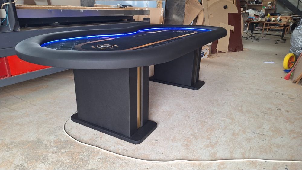 Masa poker customizata LED fabrica mese poker CustomTables.eu | STOC