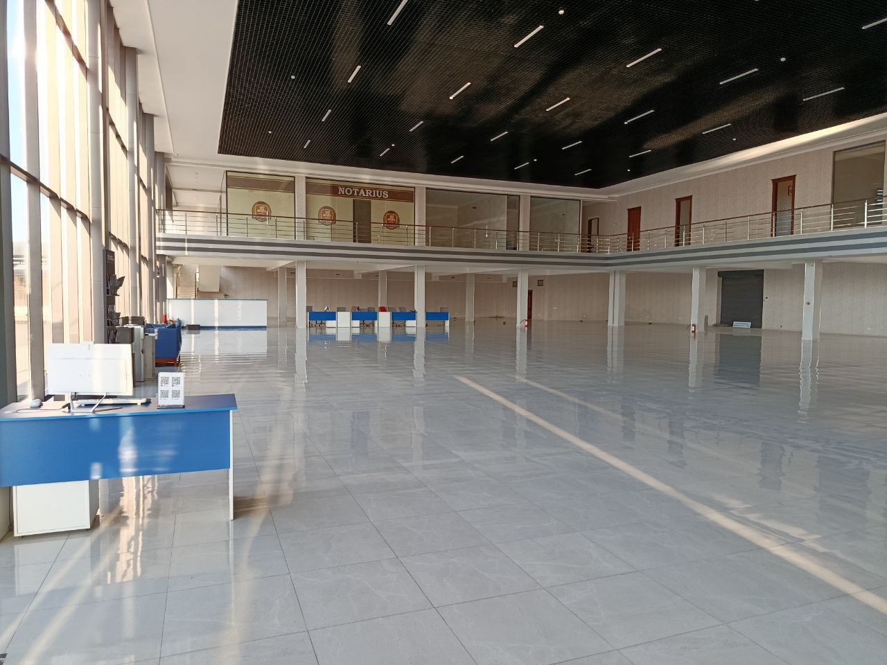 Продается Здание - Автосалон 70 соток - Кумарик бетонка