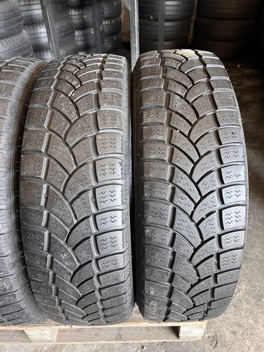 4 anvelope iarna 215/75/16 C , Vredestein !