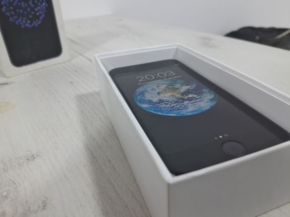 IPhone  6 space gray