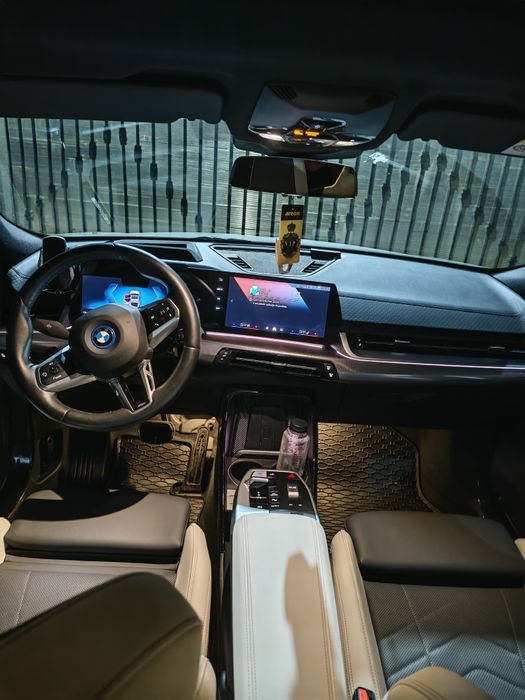 BMW iX2 pachet M