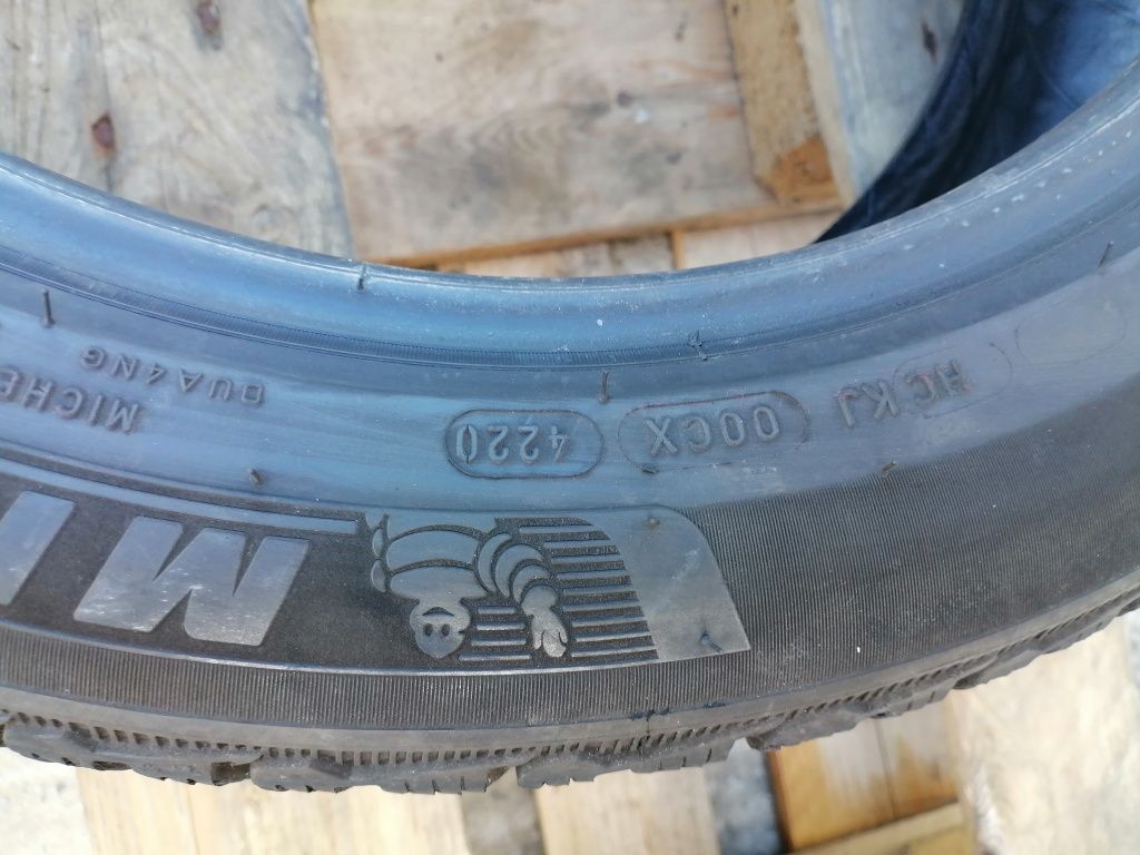 215 50 R 18 MICHELIN ДОТ 4220