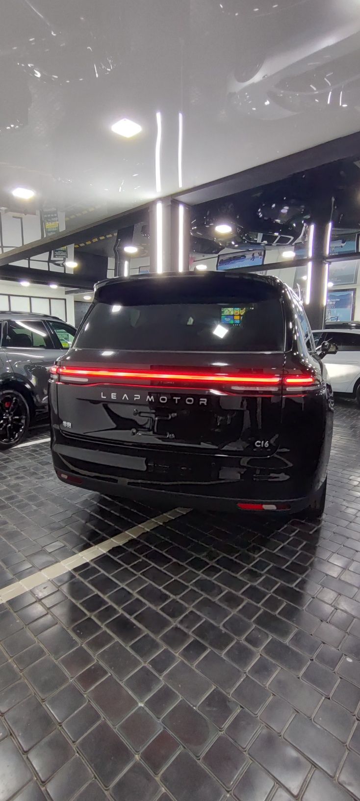 2025 Leapmotor C16 Gibrit Sotiladi.Avto Salon Auto Centr