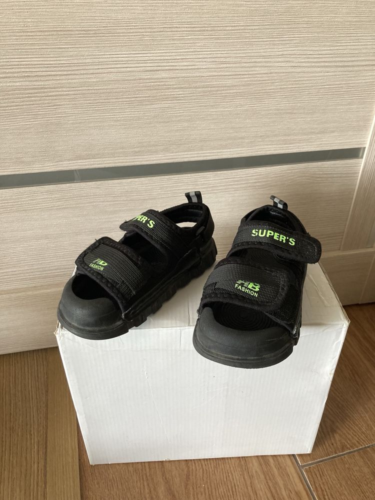 Детская обувь-2пары