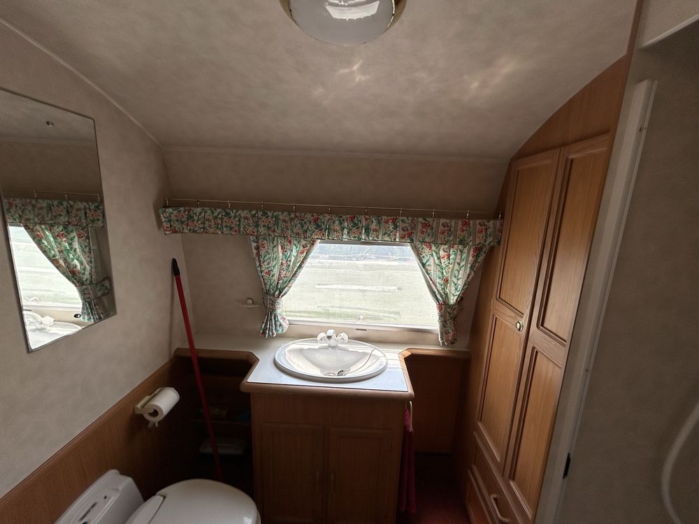 vand caravana Rialto 550-4 , 4 persoane