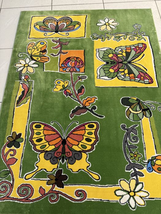 Детский ковёр! Новый! Размер 1.5-2 м.