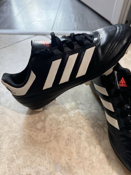 Детски бутонки Adidas