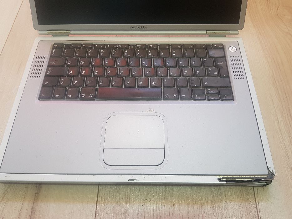 Vand MacBook A 1025