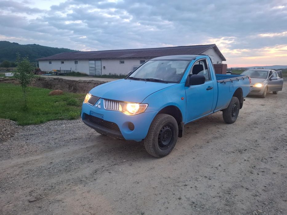 Mitsubishi L200 De vânzare mitsubishi l200 4x4
