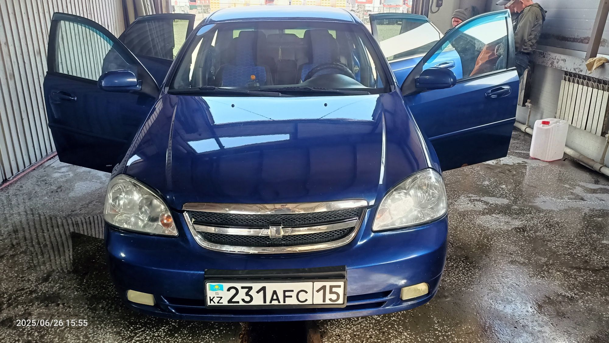 Продам Лачетти.автомат,1.6,2005
