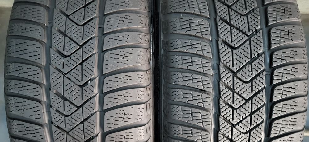 2 anvelope 245 40 19 pirelli de iarna runflat 2022