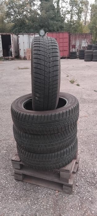 Гуми 215 60 16 Фалкен Falken 4 броя+. Нов внос. Като нови!