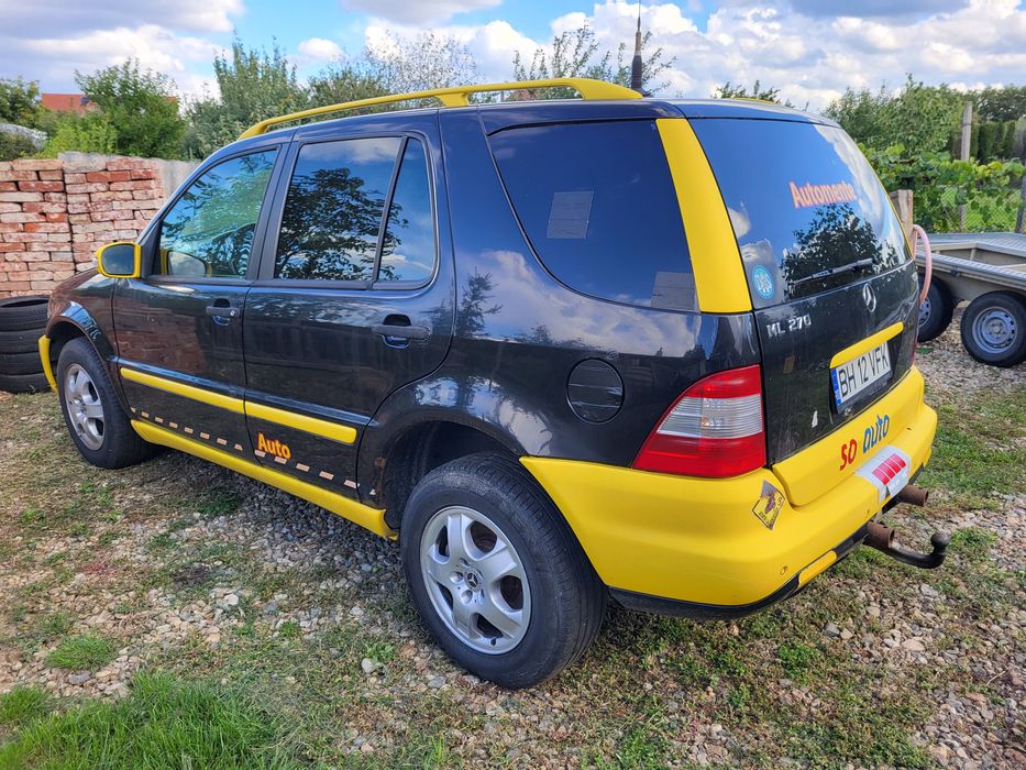 De vânzare ML 270 CDI Autoutilitara 2004