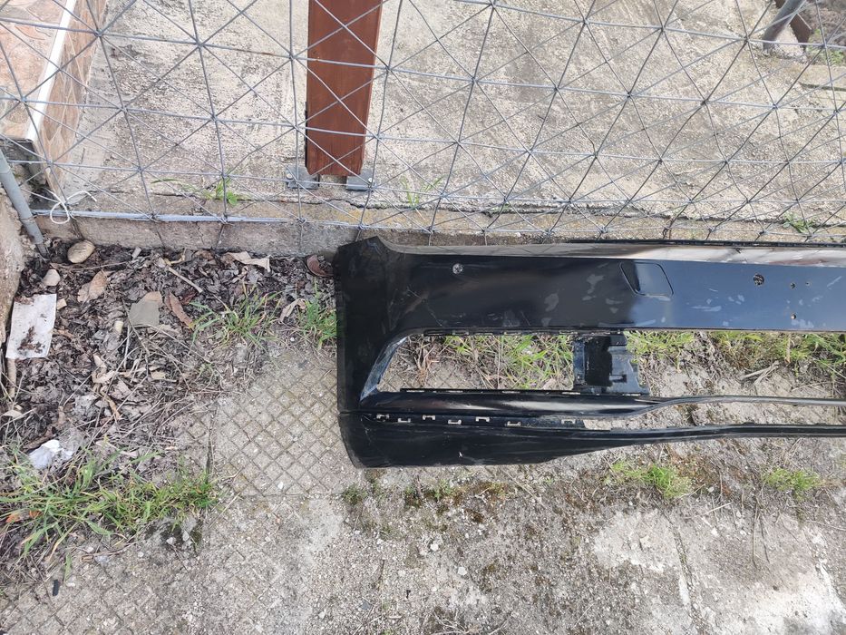 Предна Броня  за Volkswagen Passat B8 с отвори за лаисна 2015/2019