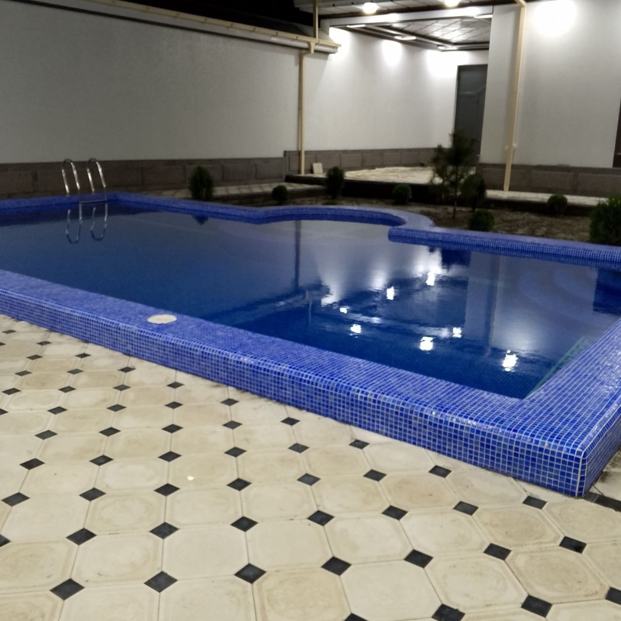 Samarqand Dacha baseyn oilaviy