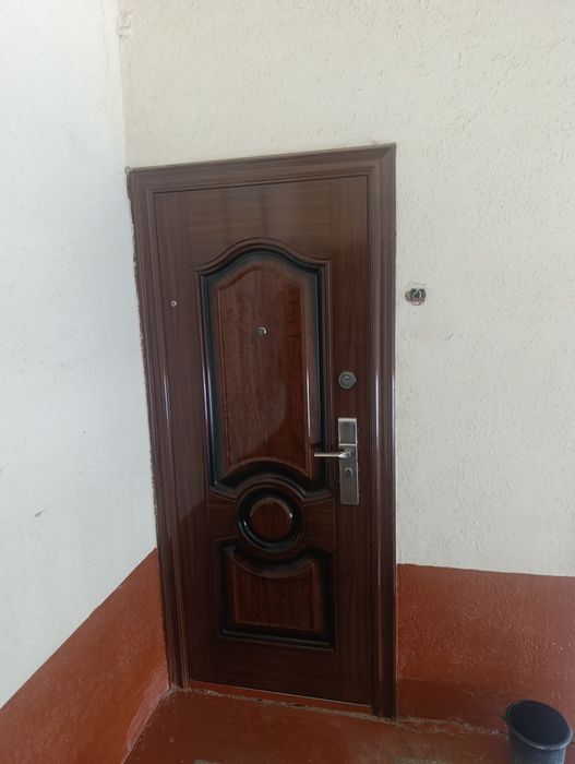 Уй сотилади мархабода  15 .минг пули борга булиб тулашга келишилади