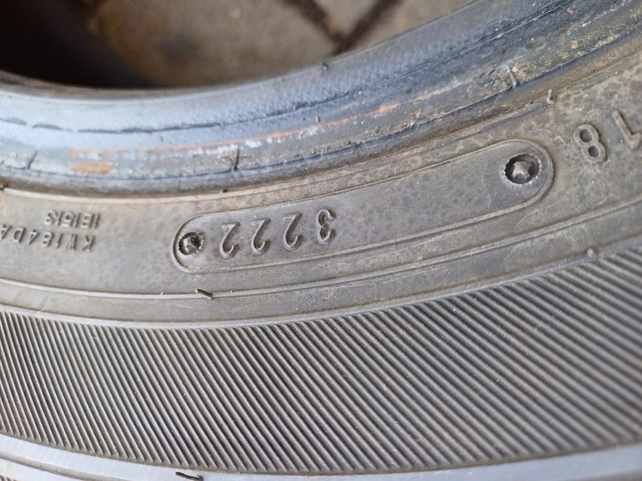 Гуми 215/70/15С  Фалкен