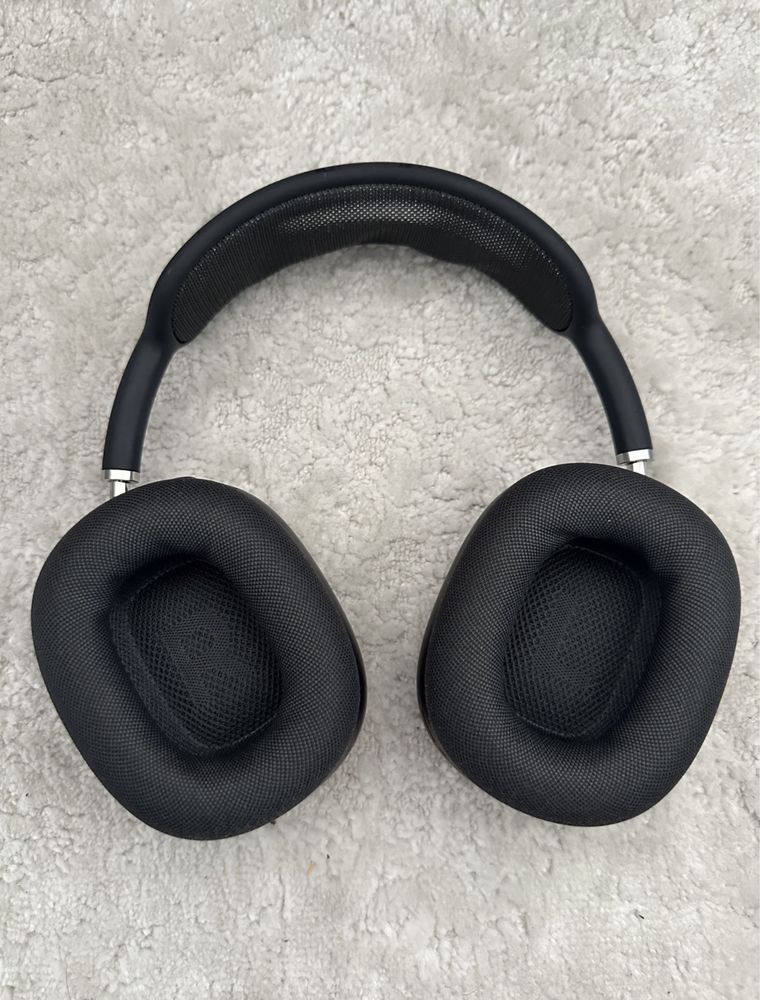 Срочно продам Airpods Max