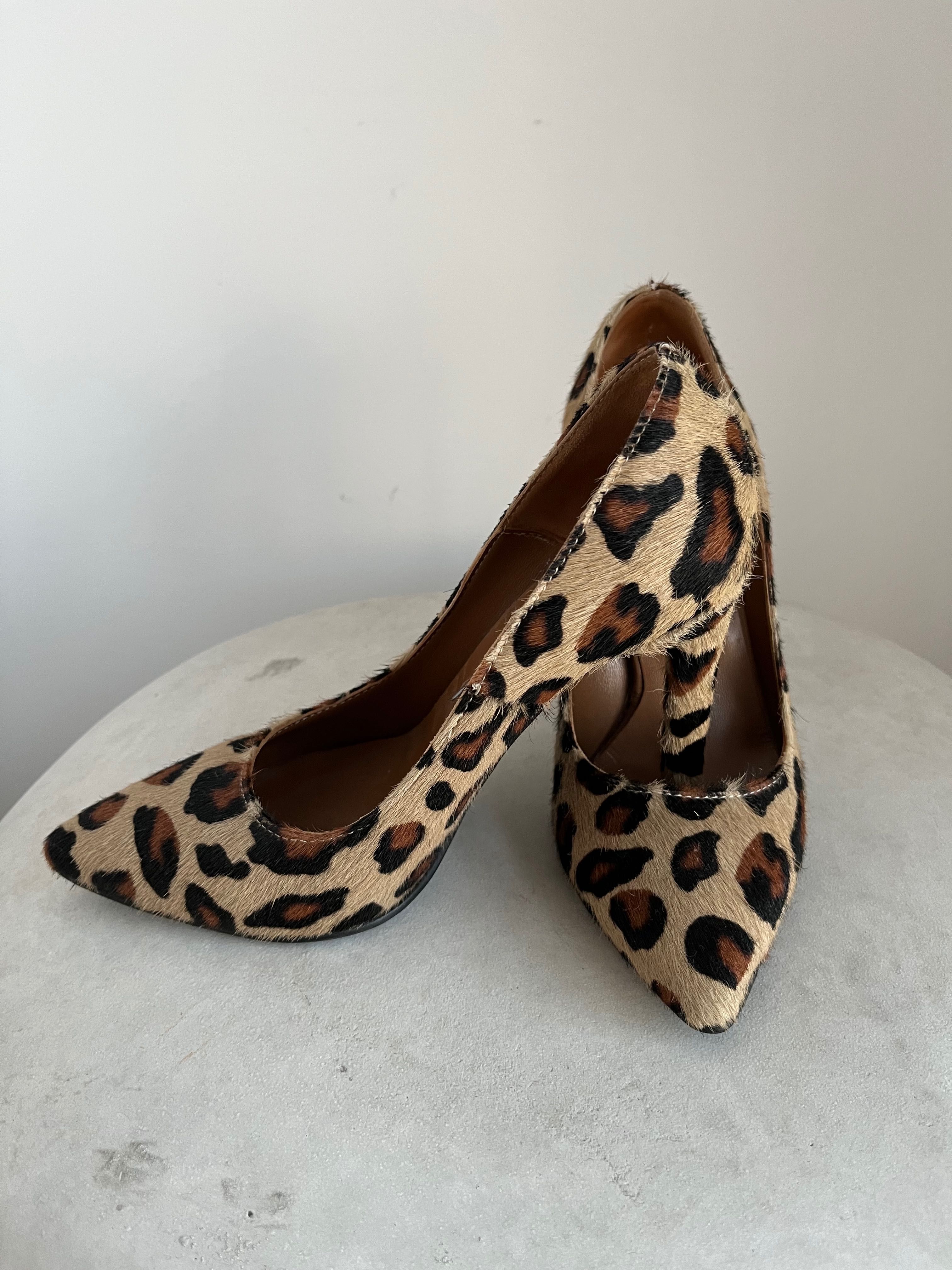 Pantofi The 5th Element animal print