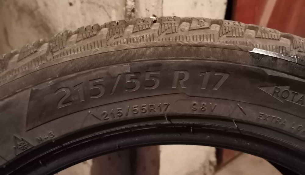 Продавам 4 броя Зимни гуми 215.55.17 на 1 сезон дот 2019 Мишелин алпин