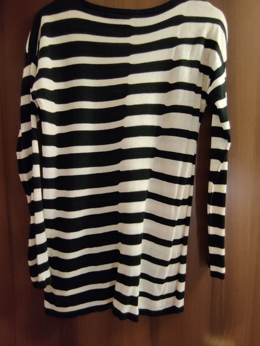 Pulover BCBG Maxazria