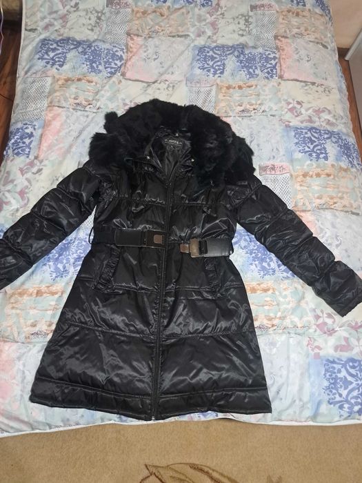 Продавам дамско яке