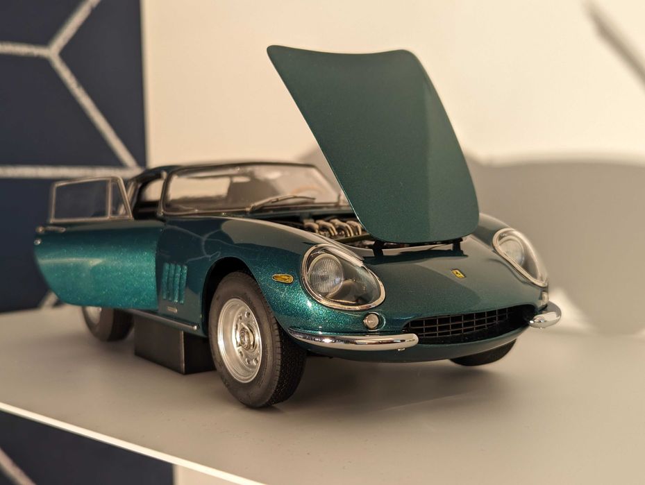 Macheta CMC Ferrari 275 GTB M-238 verde 1/18