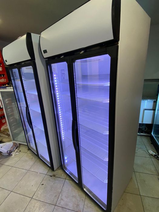 Vitrina frigorifica dublă băuturi lactate flori