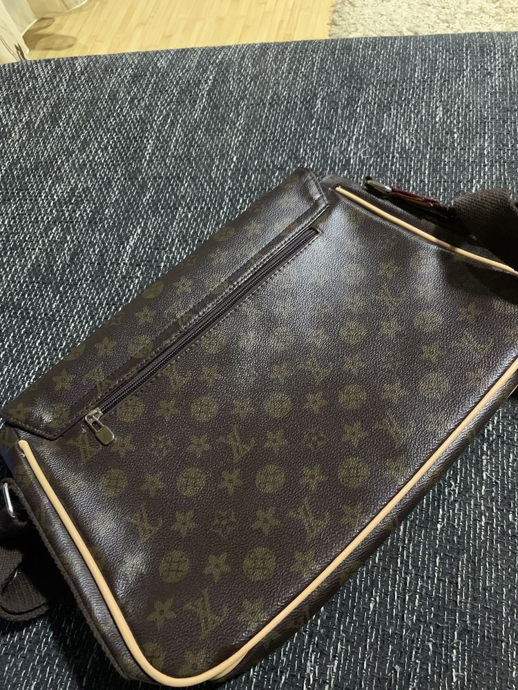 Vand Geanta Louis Vuitton