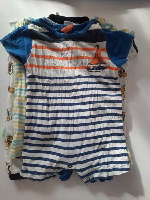 Lot haine copii marimea 74