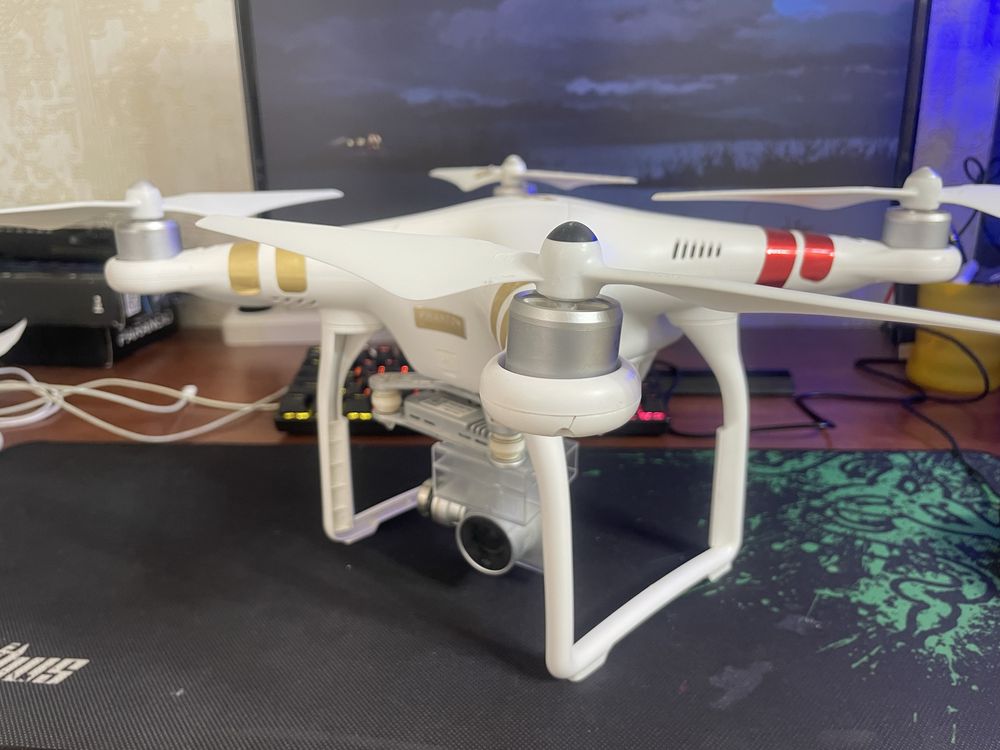 Дрон dji.