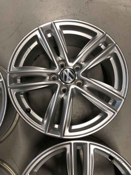 Jante aliaj Volkswagen R17