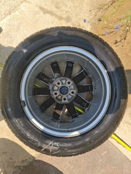 Vând 4 jante VW Touareg cu anvelope de vara
