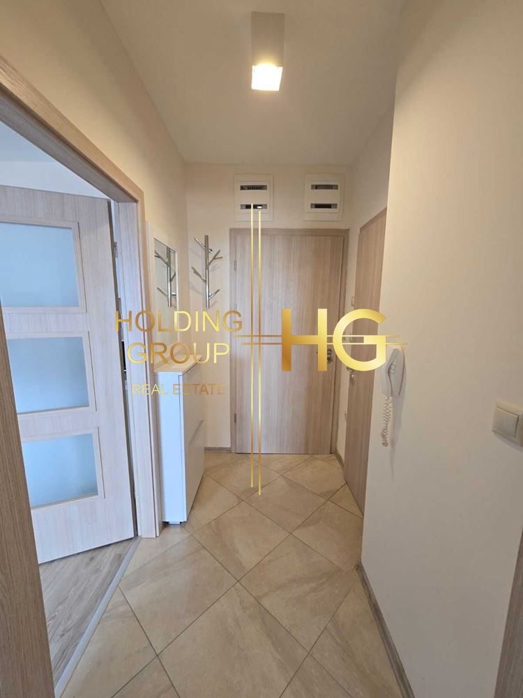 Продава се Двустаен апартамент в Варна, Аспарухово - 90 кв.м за 1612 €/кв.м - Снимка #4