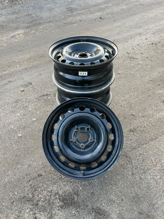 Комплект штампов R16 на Chevrolet Cruze в хорошем состоянии