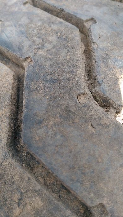 roata 10.00/20" 8 prezoane camion/remorca