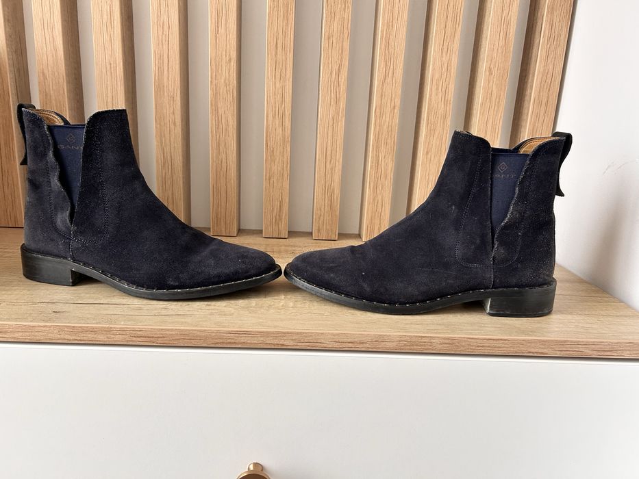 Ghete GANT de piele intoarsa marimea 38