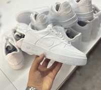 Nike Air Force 1 Triple White | Noi cu cutie