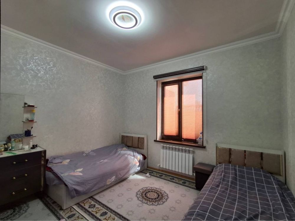 Срочно  Продается дом город Чирчик  Азотчик 4 соток
