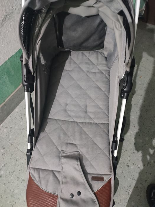 Детские коляски серый