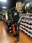 мото еким - екипировка DAINESE (чисто нова)