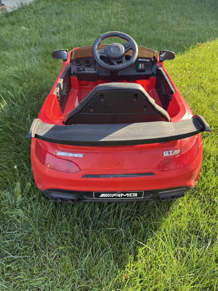 Chipolino Електрическа кола Mercedes червена