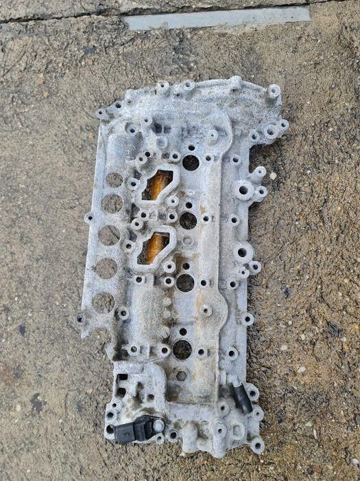 Capac culbutori axe cu came Nissan Primastar 2.0 dci M9R