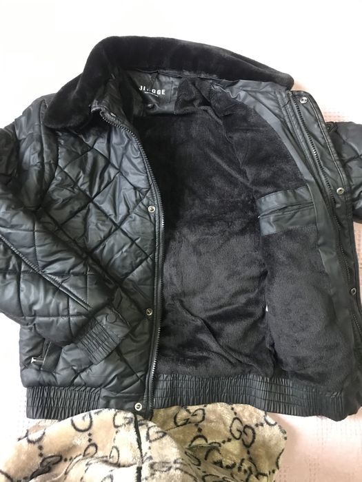 Утеплённая куртка для мальчика 11-12 лет