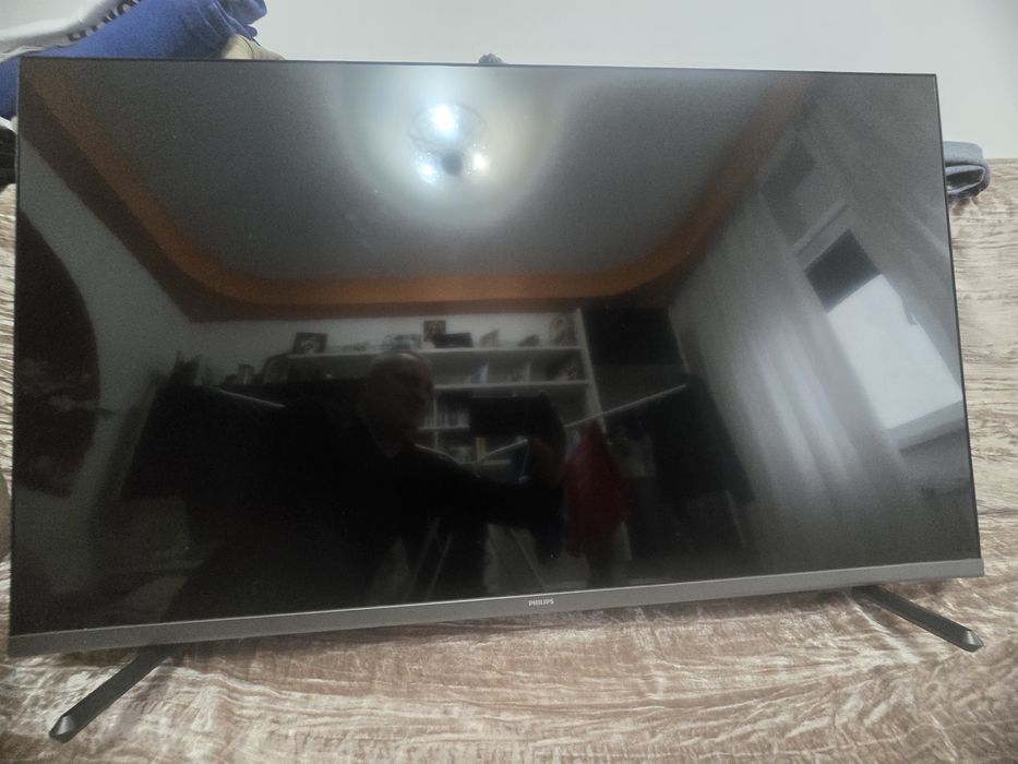 Televizor Philips cu ecran lovit